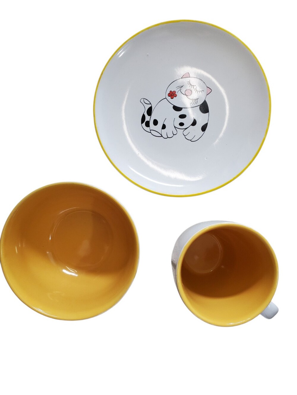 Cat Design Yellow Interior Ceramic Bowl & Mug Set with Cute Cat Plate